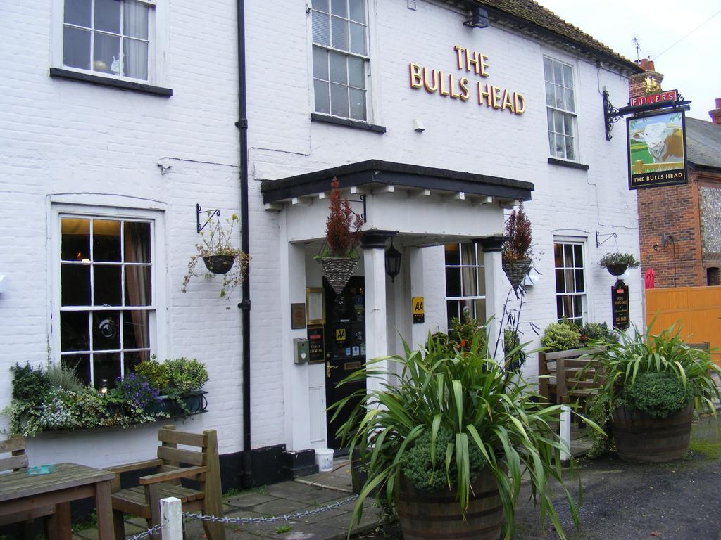 The Bulls Head 3*